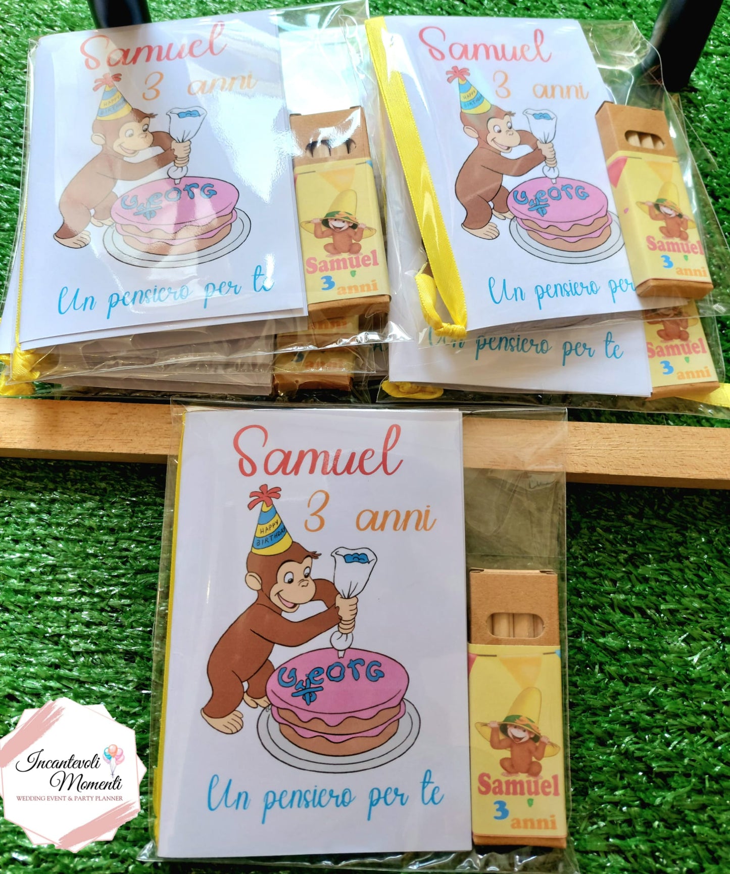 Mini album con colori